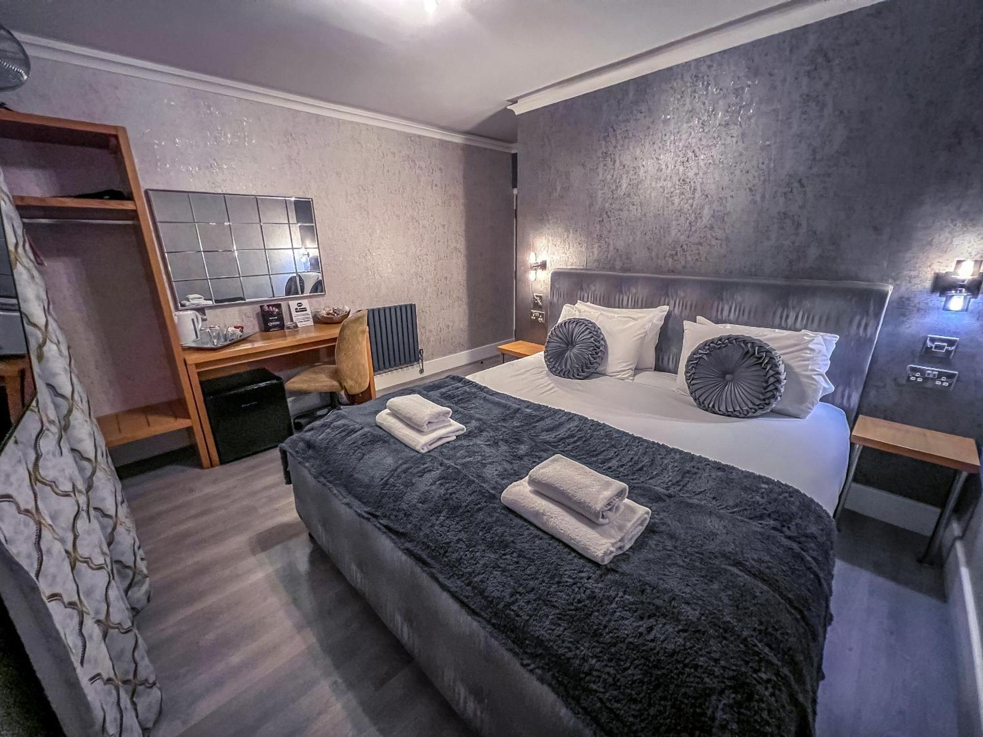 Quayside Hotel & Bar Бостон Экстерьер фото