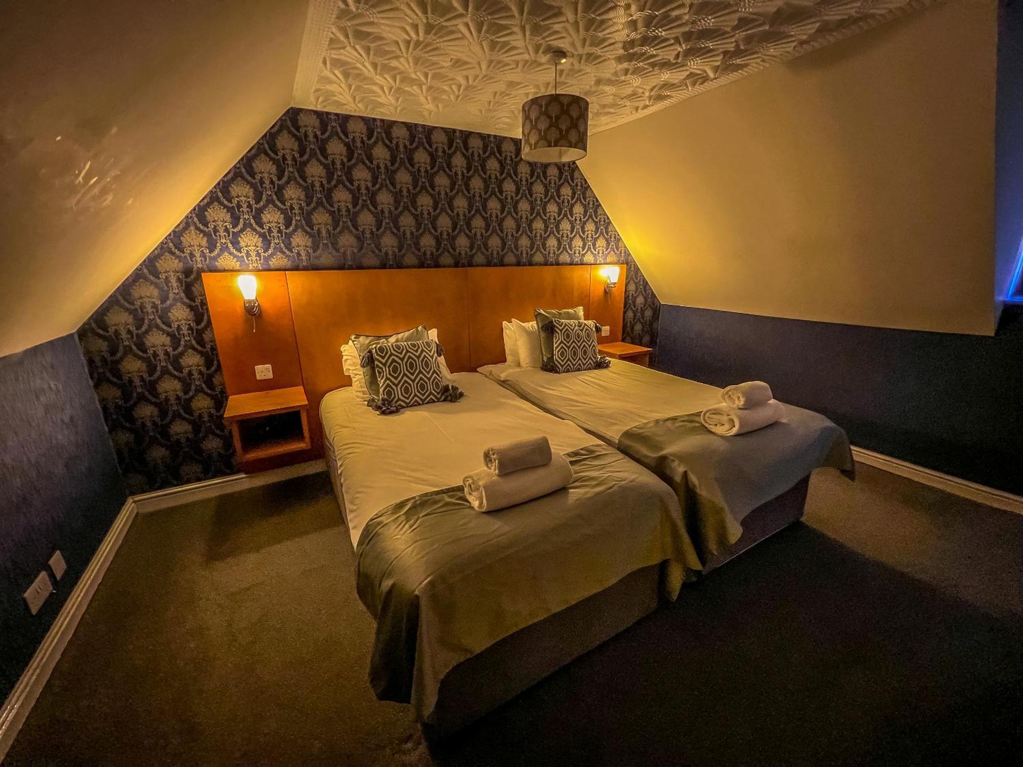 Quayside Hotel & Bar Бостон Экстерьер фото